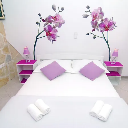 Πανσιόν Magnolia Τρογκίρ