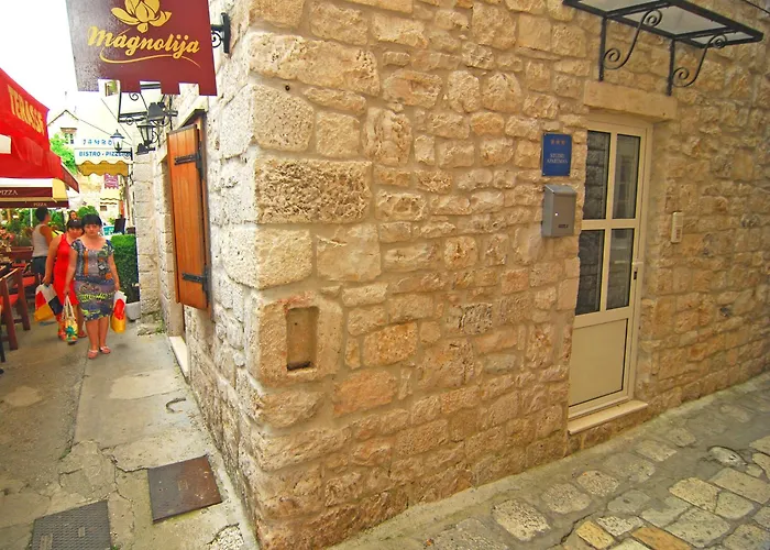 Πανσιόν Magnolia Τρογκίρ