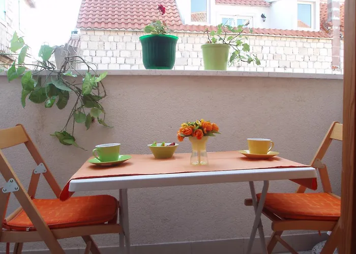 Magnolia 3* Τρογκίρ